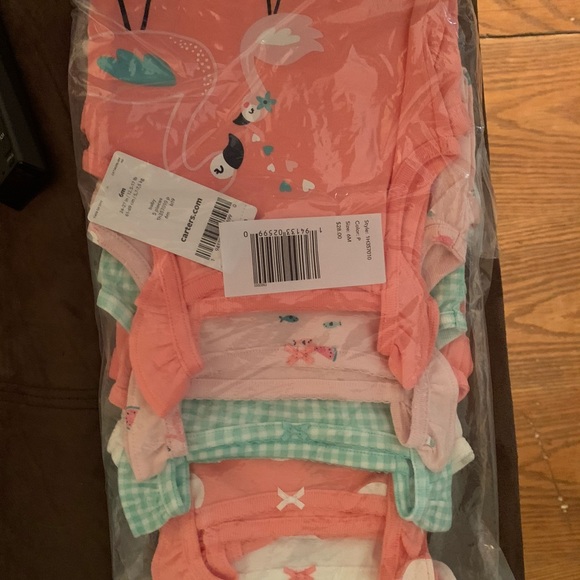 Carter’s 5-pack “Flutter Tank Bodysuits” - Picture 2 of 2